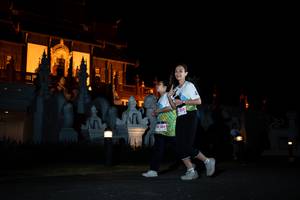 BIB: 8484
                            <button type="button" onclick="openModal(22280906)" class="btn btn-primary btn-sm float-right btn-popup" data-toggle="modal" data-target=".modal-high-quality">
                        <i class="fas fa-shopping-cart"></i> Add to Cart
                    </button>
                                            <button type="button" onclick="isThisMe(22280906, true)" class="btn btn-success btn-sm float-right btn-popup btn-isme hidden" data-toggle="tooltip" data-placement="bottom" title="นี่คือรูปของคุณใช่ไหม คลิกที่นี่เพื่อเอาเข้าอัลบั้ม">
                        <i class="fas fa-plus"></i> Add to album
                    </button>
                    <button type="button" onclick="isThisMe(22280906, false)" class="btn btn-warning btn-sm float-right btn-popup btn-isnotme hidden">
                        <i class="fas fa-ban"></i> Remove from album
                    </button>